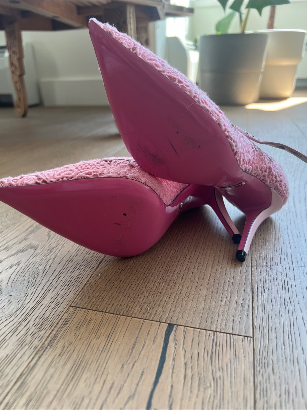 Pink Lace Gucci heels - Picture 5 of 6